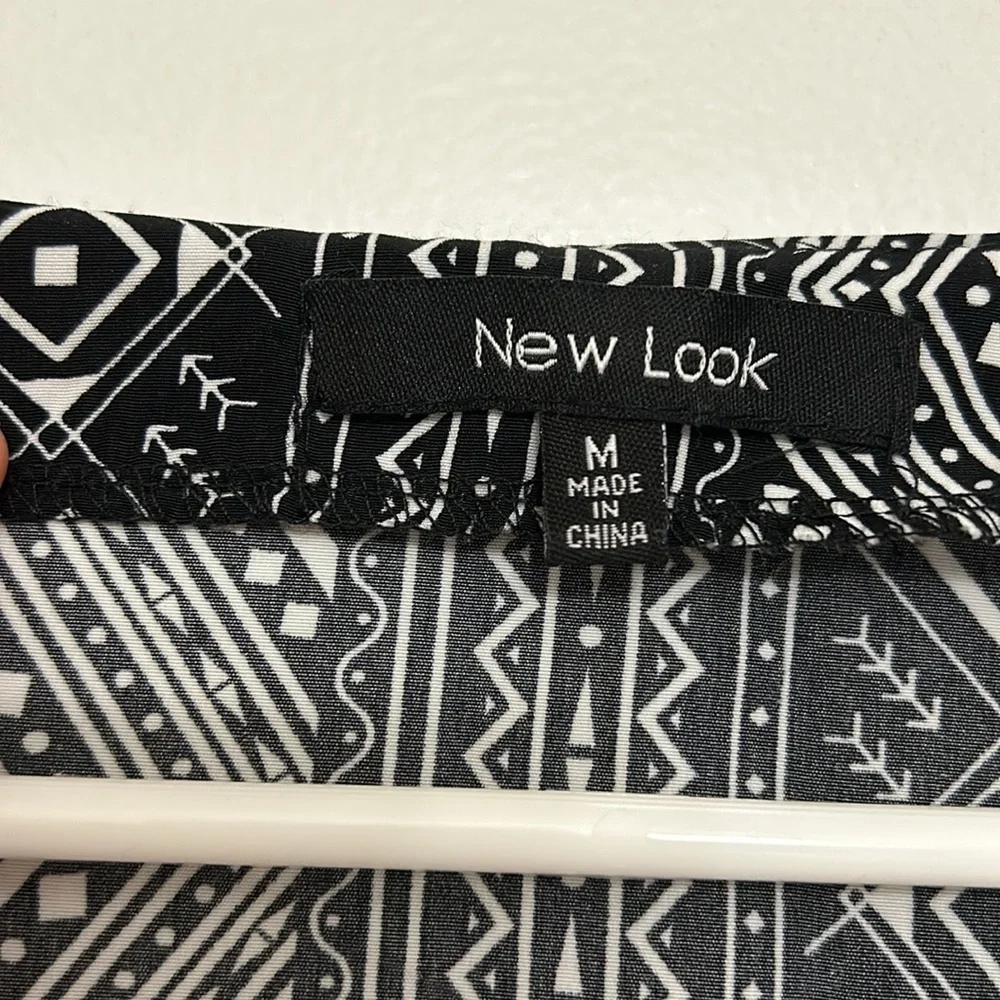 Women’s Black and White Aztec Print Sleeveless Dress - Picture 2 of 7